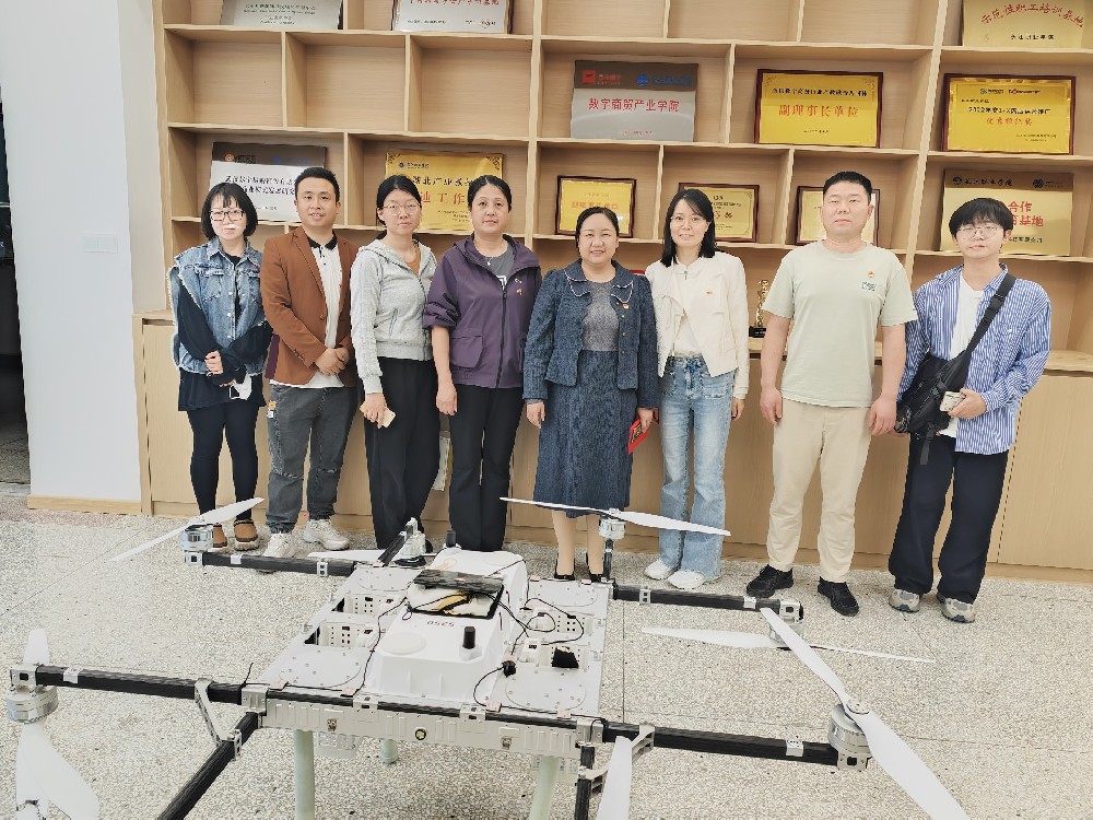 校企共建聚合力 國家安全記心間 ——益健堂&長江職業(yè)學院黨組織共建活動